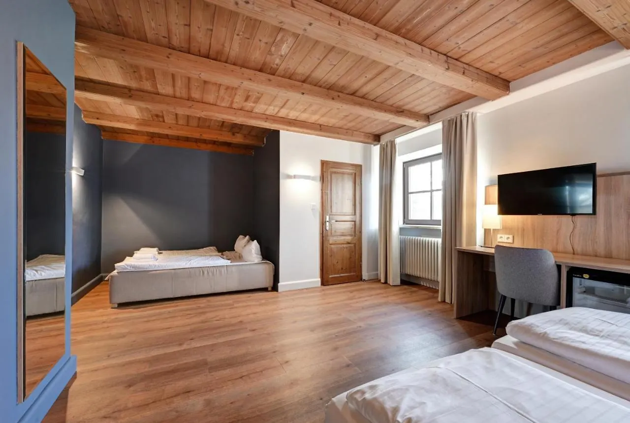 ***  Hotel Schleuse Munich Germany